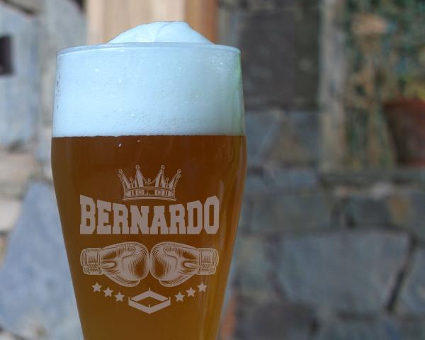 Weizenbierglas Boxen